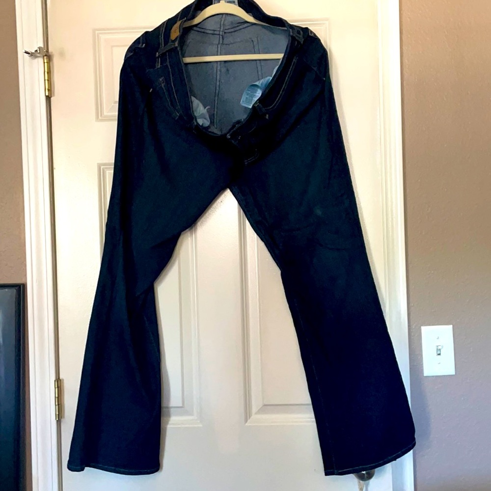 Old navy modern fit bootcut jeans